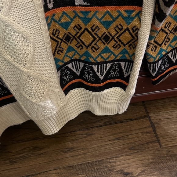 Yahada Cream and Black Patterned Cardigan - Picture 5 of 7